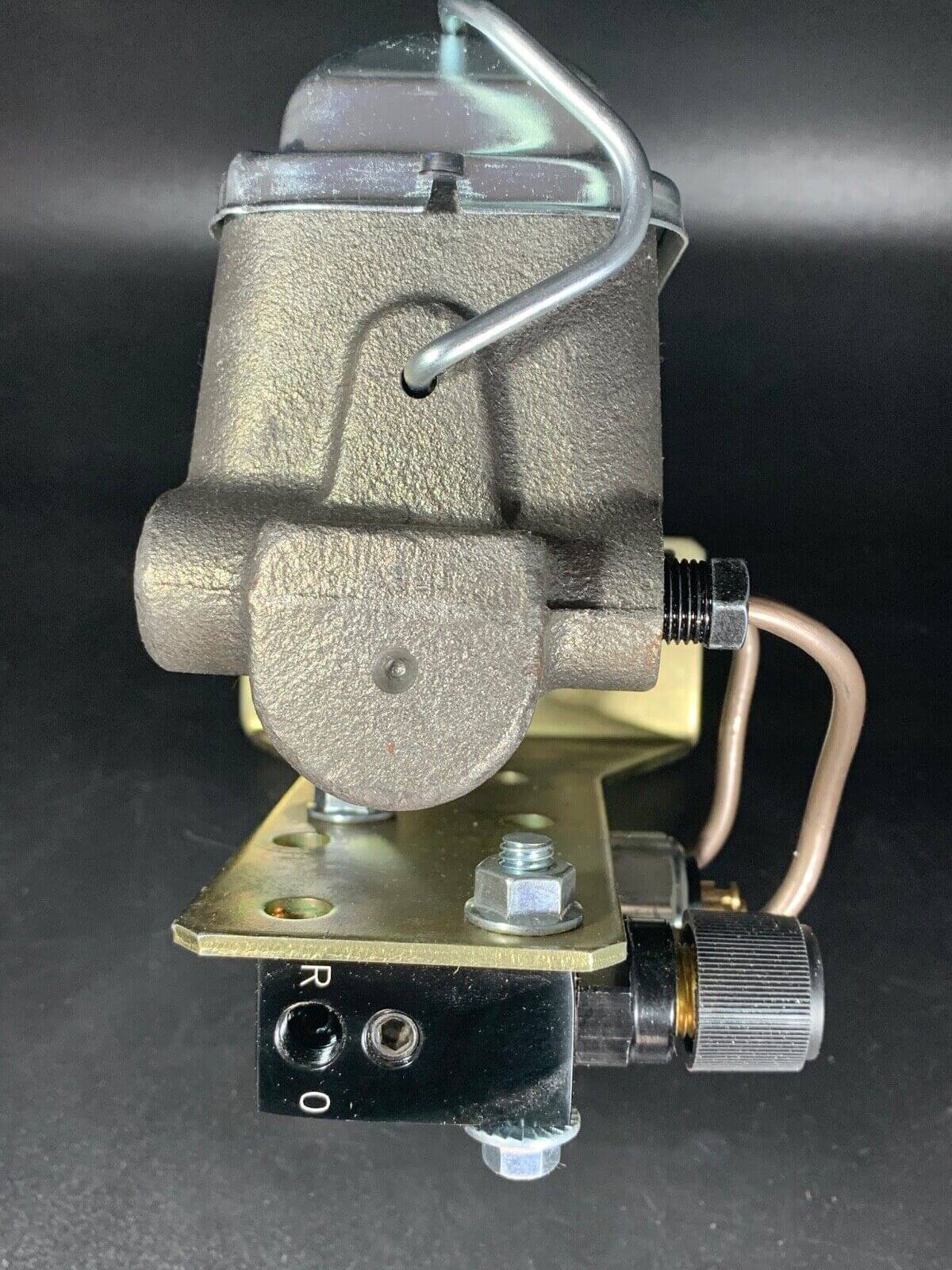 Ford MC w/ Black Adjustable Prop Valve / Dist. Block Kit, 3/8-24 & 1/2-20 ports