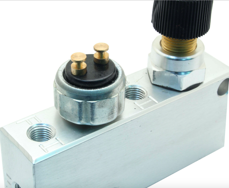 Adjustable Chrome Proportioning Valve & Built in Distribution Block with bracket