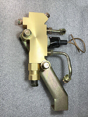 GM Prop Valve Kit Disc/Disc - Bracket ,bolts, bracket, Lines, pig tail